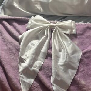 Forever 21 White Satin Hair Bow